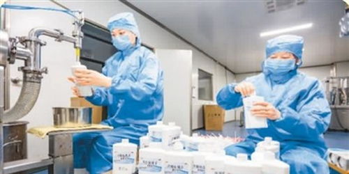 開(kāi)足馬力保供應(yīng) 防疫物資生產(chǎn)忙